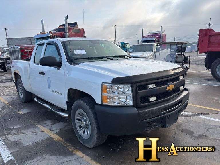 2013  CHEVROLET  SILVERADO  PICKUP