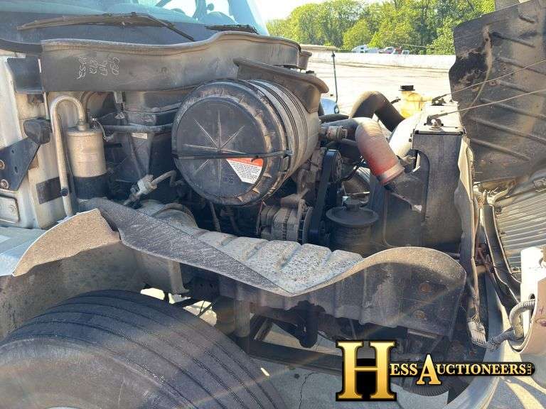 2007  INTERNATIONAL   4200  DUMP TRUCK