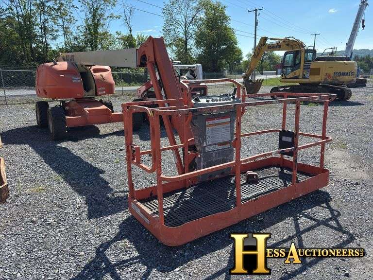 2006  JLG  460SJ  BOOM LIFT