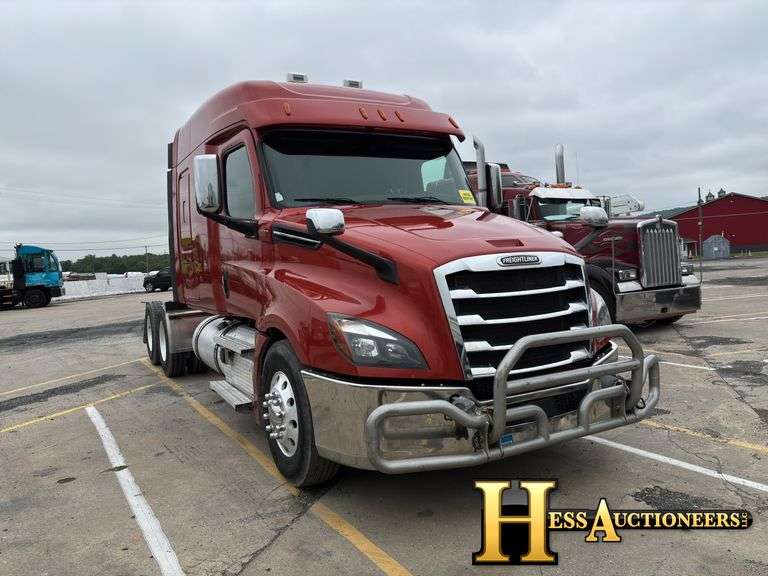 2019  FREIGHTLINER  CASCADIA   T/A SLEEPER