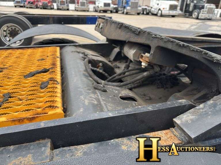 2017  CAPACITY  TJ6500  YARD JOCKEY