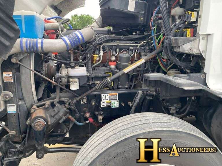 2019  KENWORTH  T680  T/A SLEEPER