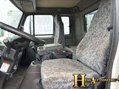 2007  UD  STAKE BODY TRUCK
