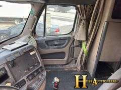 2012  FREIGHTLINER  CASCADIA  T/A SLEEPER