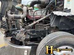 2009  MACK  CXU613  T/A DAYCAB