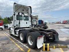 2016  FREIGHTLINER  CASCADIA  T/A DAYCAB