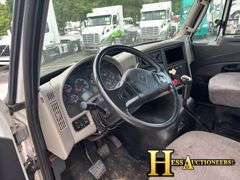 2013  INTERNATIONAL  T/A DAYCAB