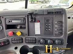 2016  FREIGHTLINER  CASCADIA  T/A DAYCAB