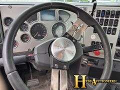 2015  MACK  CXU613  T/A DAYCAB
