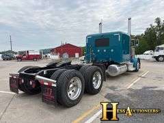 2020  PETERBILT  389  T/A SLEEPER