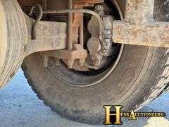 2007  INTERNATIONAL   4200  DUMP TRUCK