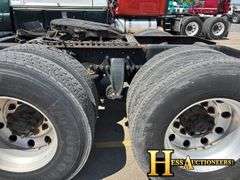 2015  FREIGHTLINER  CASCADIA  T/A SLEEPER