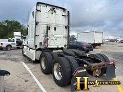 2012  FREIGHTLINER  CASCADIA  T/A SLEEPER