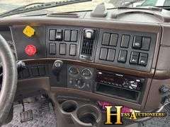2016  VOLVO  VNL  T/A DAYCAB