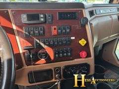 2020  WESTERN STAR  5700XE  T/A SLEEPER