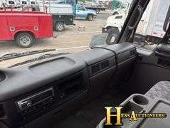 2007  UD  STAKE BODY TRUCK