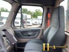 2014  FREIGHTLINER  CA113DC  S/A DAYCAB