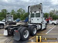 2016  FREIGHTLINER  CASCADIA  T/A DAYCAB