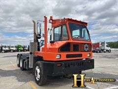 2017  CAPACITY  TJ6500  YARD JOCKEY