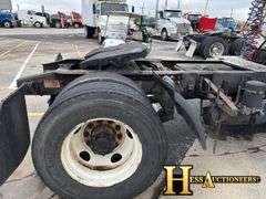 2014  FREIGHTLINER  CA113DC  S/A DAYCAB