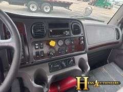 2018  FREIGHTLINER  M2  FLATBED TRUCK