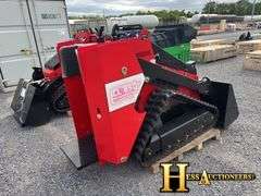 MINI COMPACT TRACK LOADER