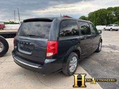 2013  DODGE  PASSENGER VAN