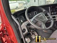2019  FREIGHTLINER  CASCADIA   T/A SLEEPER