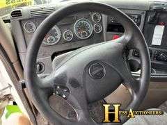 2016  FREIGHTLINER  CASCADIA  T/A DAYCAB