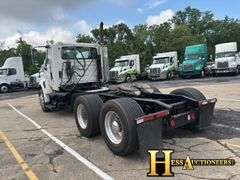 2013  INTERNATIONAL  T/A DAYCAB