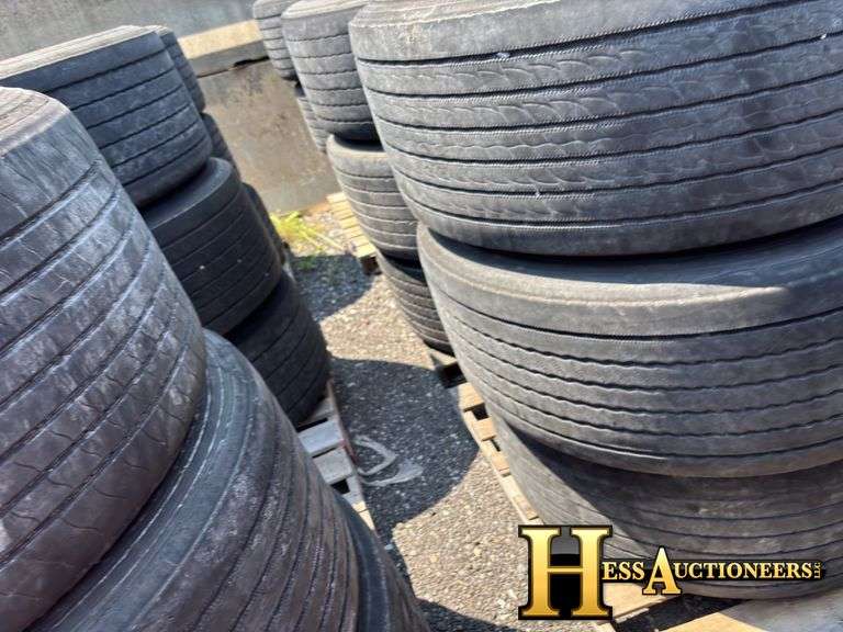 445/50R22.5  TIRES AND RIMS