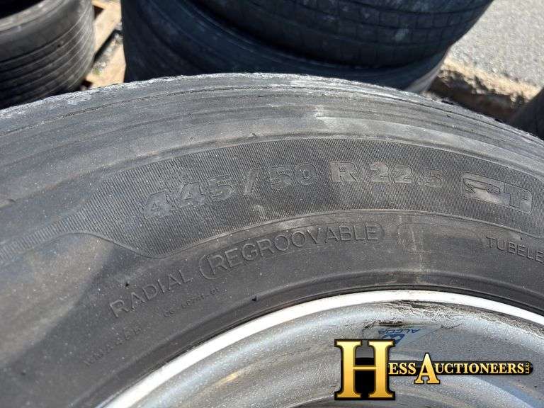 445/50R22.5  TIRES AND RIMS