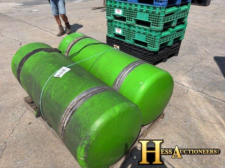 PETERBILT FUEL TANKS