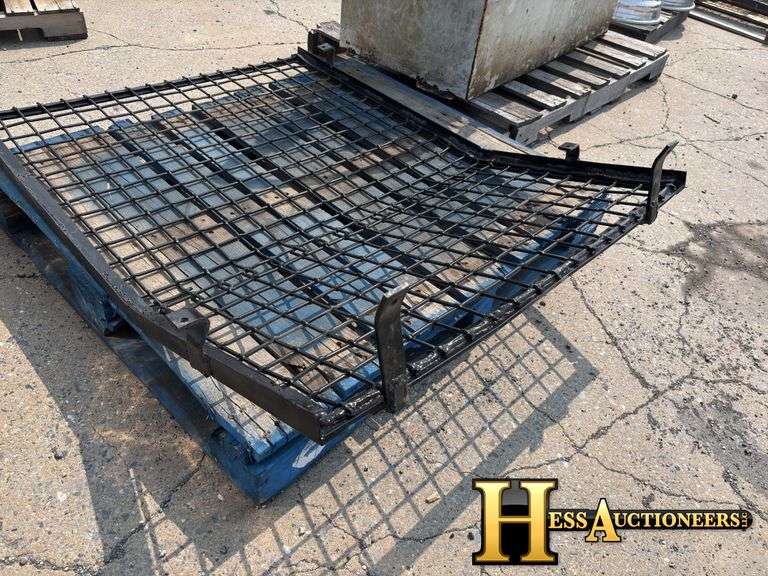 EXCAVATOR ACCESSORY CAT   330  WINDOW CAGE