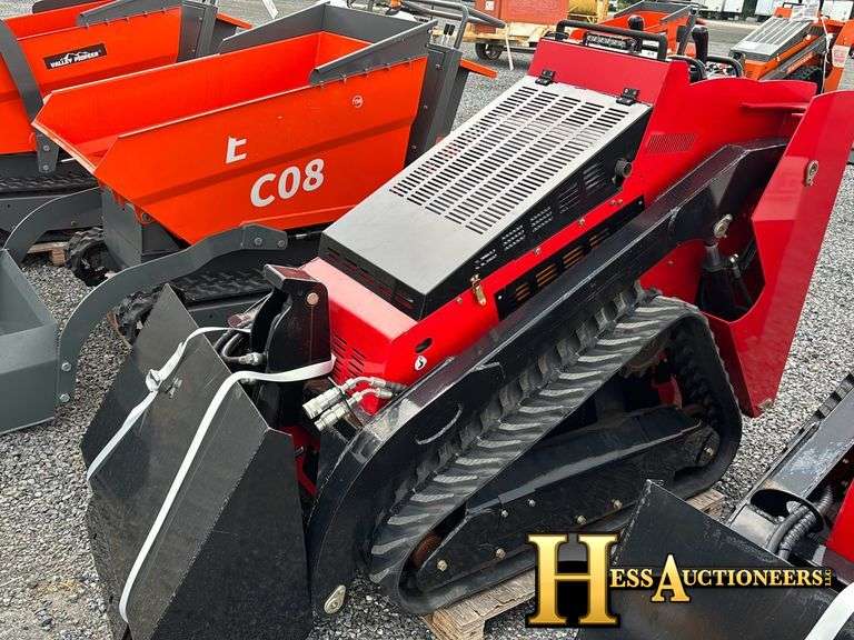 SCL850 STAND ON  MINI COMPACT TRACK LOADER