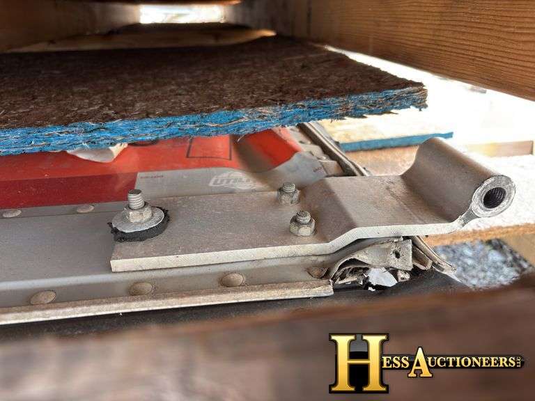 TRAILER SWING DOORS