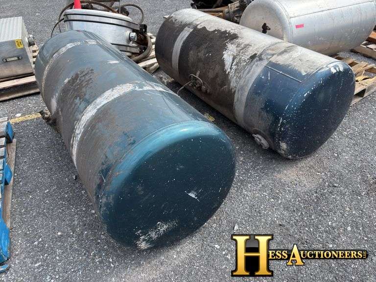 FUEL TANKS   TRUCK PARTS