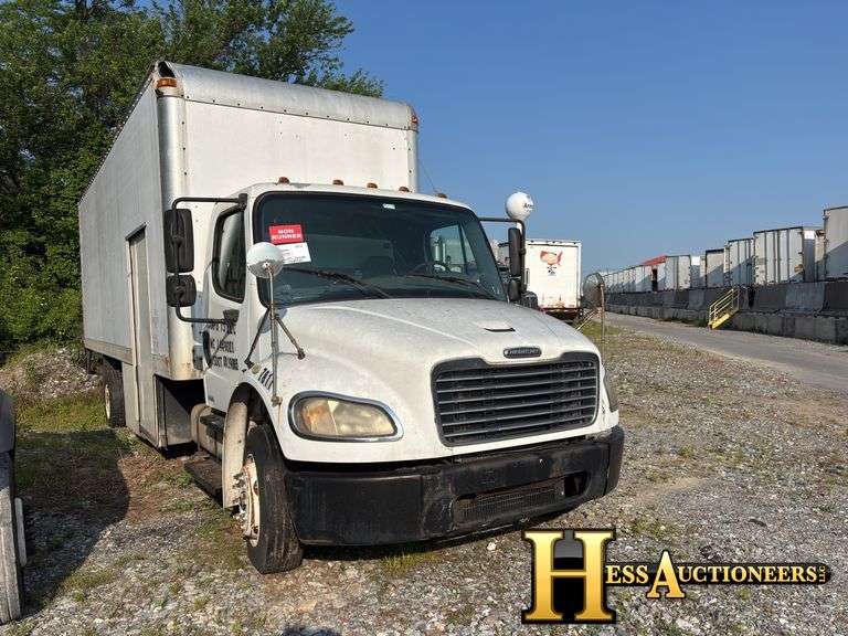 2008  FREIGHTLINER  M2  BOX TRUCK, NON RUNNER