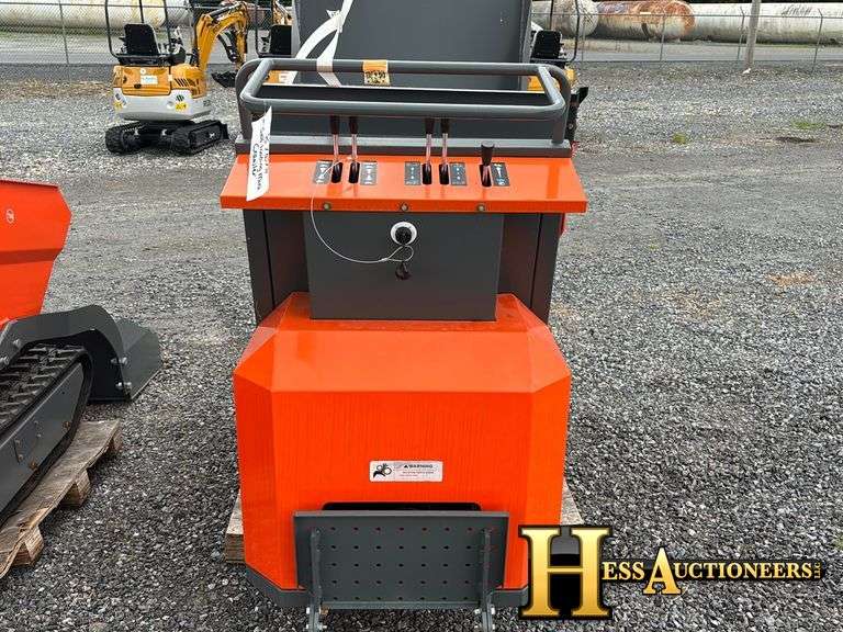 C08  SELF LOADING MINI CRAWLER
