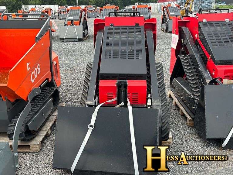 SCL850 STAND ON  MINI COMPACT TRACK LOADER