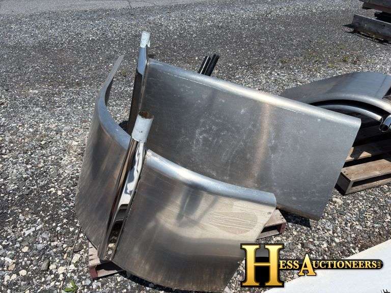 HALF FENDERS   TRUCK PARTS