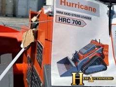 HURRICANE   HRC700  MINI COMPACT TRACK LOADER