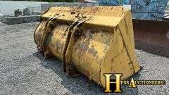 9' 10''  PAY LOADER  BUCKET  EXCAVATOR ATTACHMENT