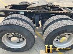 2000  FREIGHTLINER  FLD132  T/A SLEEPER
