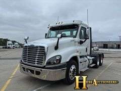 2015  FREIGHTLINER  CASCADIA  T/A DAYCAB