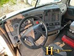 2016  FREIGHTLINER  CASCADIA  T/A DAYCAB, NON-RUNNER