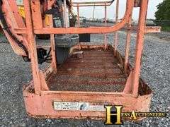 JLG  800A  MANLIFT