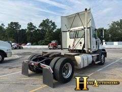 2013  MACK  CXU612  S/A DAYCAB