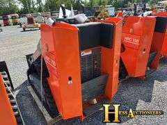 HURRICANE   HRC700  MINI COMPACT TRACK LOADER