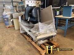 TABLE AND CHAIRS  OFFICE FURNITURE